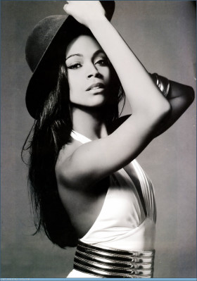 Zoe Saldana pic #169919